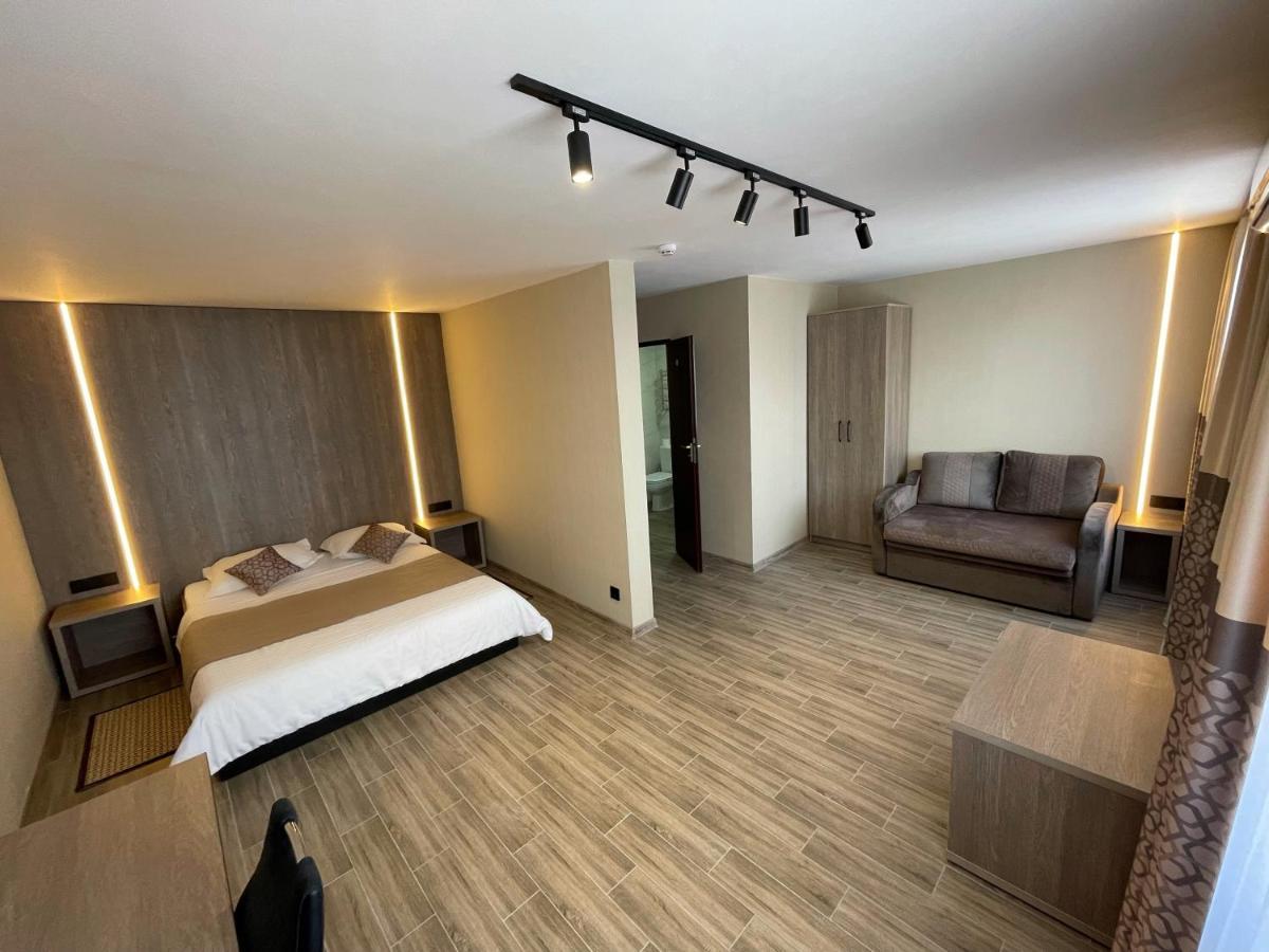 Hotel Complex Ukraine Lutsk Eksteriør bilde