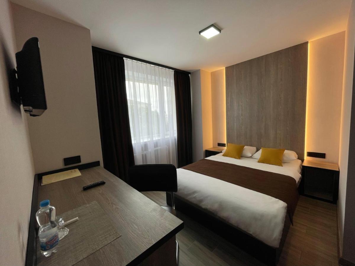 Hotel Complex Ukraine Lutsk Eksteriør bilde