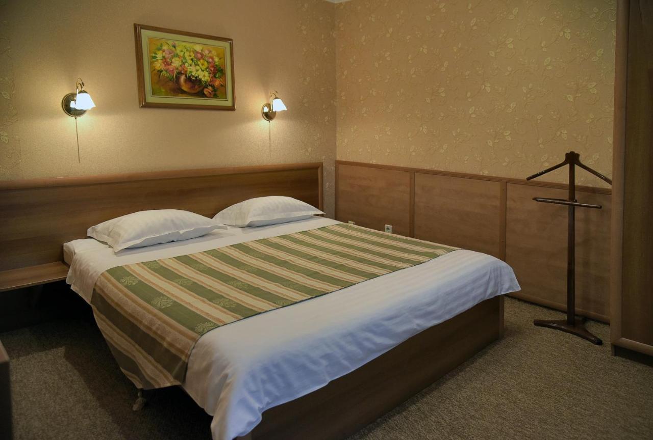 Hotel Complex Ukraine Lutsk Eksteriør bilde