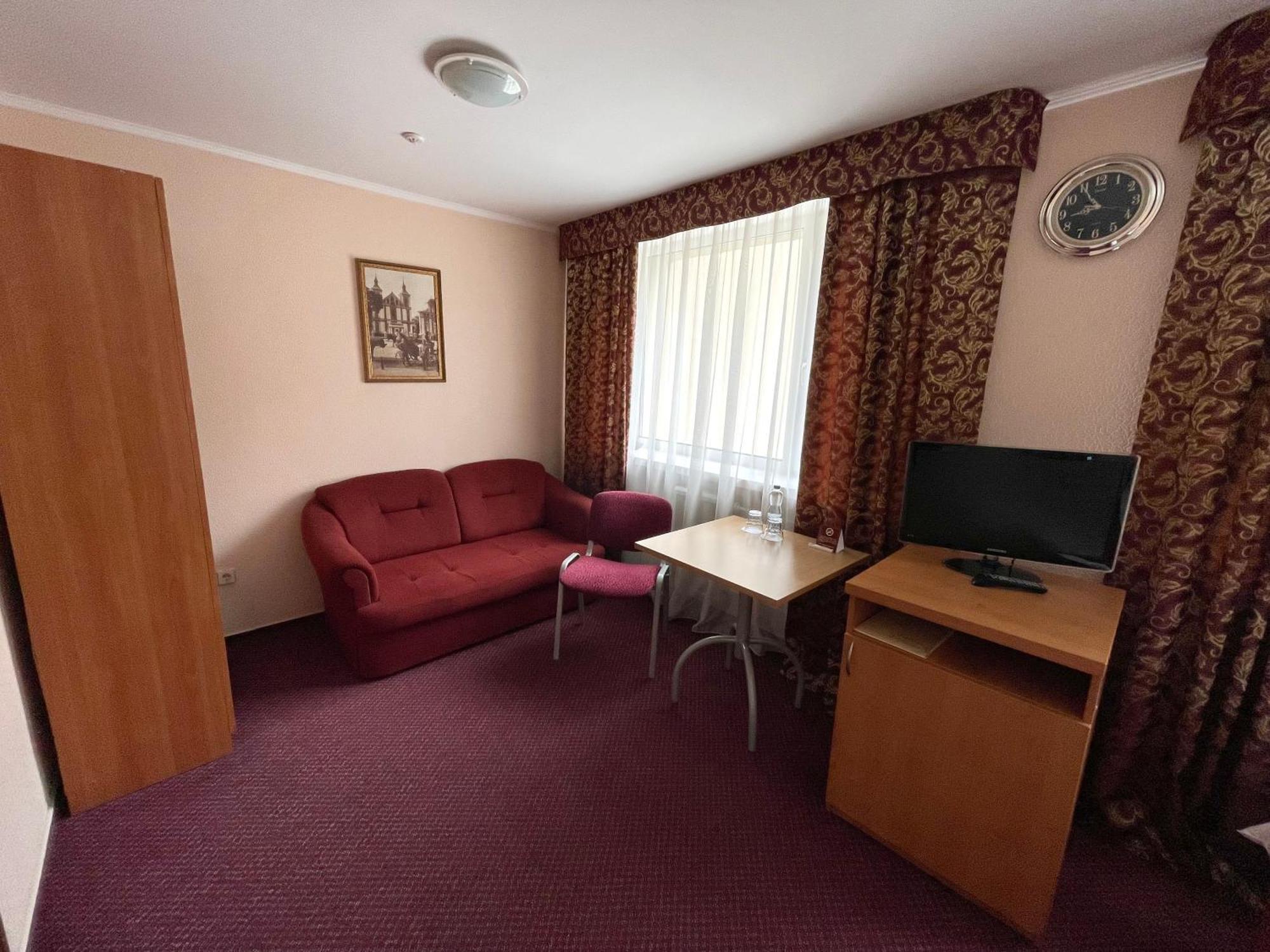 Hotel Complex Ukraine Lutsk Eksteriør bilde